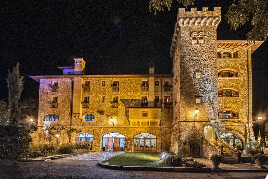 צ'לנו Le Gole Ristorante & Resort מראה חיצוני תמונה