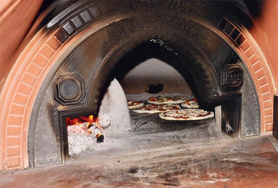 צ'לנו Le Gole Ristorante & Resort מראה חיצוני תמונה